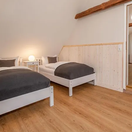 Apartment Grosse Use *
